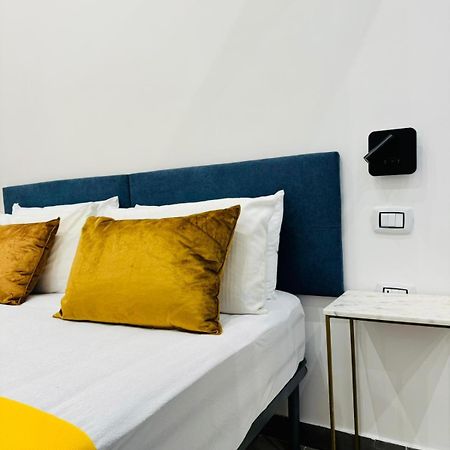 Art Suite San Liborio Napoli Bagian luar foto